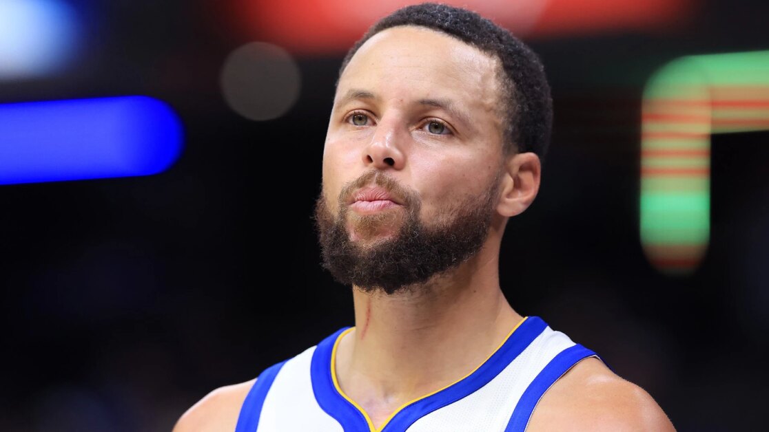 Warriors’ Curry (bệnh) ra sân tối nay với DenverGolden State sẽ không có cầu thủ ghi bàn hàng đầu trong trận đấu vòng bảng Emirates NBA Cup 2025 vào thứ Sáu với Denver.