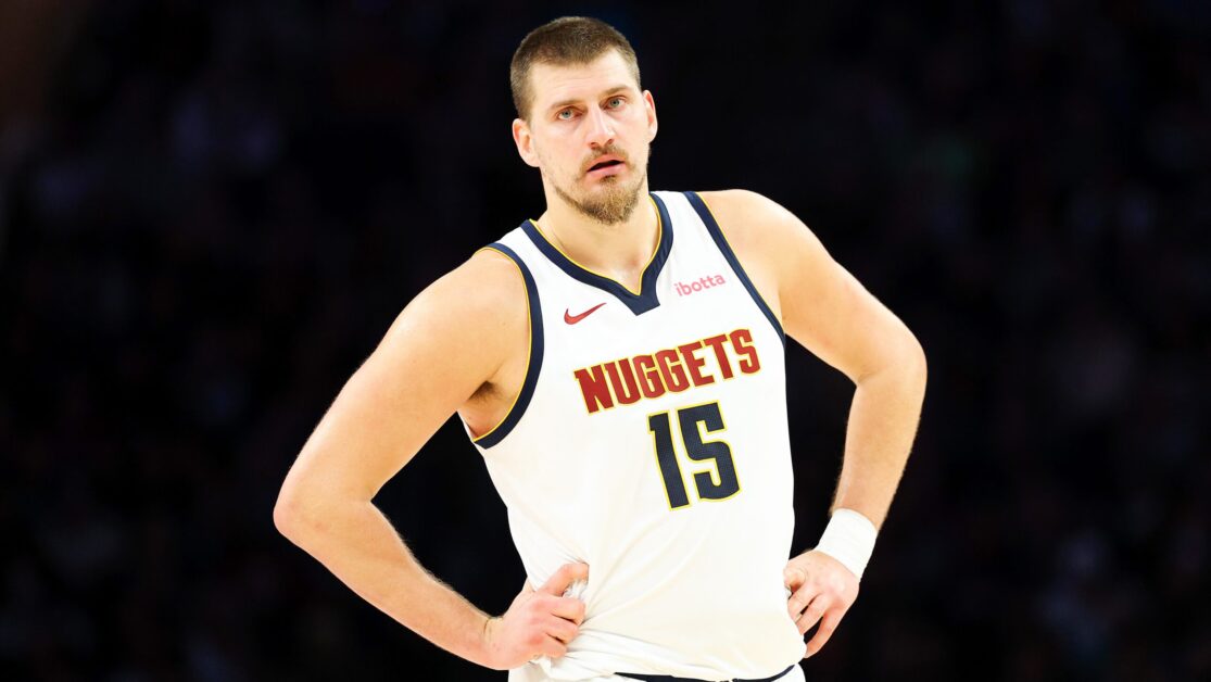 Kia MVP Ladder: Jokić tiếp tục dẫn đầu nhóm Sản lượng gấp ba lần của Nikola Jokić và sự ổn định tổng thể giúp anh giữ vững vị trí số 1 trong khi Top 5 giữ ổn định.