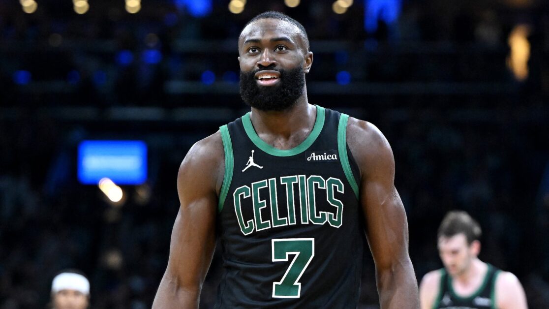 Kia Thang MVP: Brown vào Top 5; Jokić vẫn đứng đầuNikola Jokić, Shai Gilgeous-Alexander và Luka Dončić tiếp tục dẫn đầu, nhưng phần còn lại của Ladder vẫn chưa sẵn sàng.