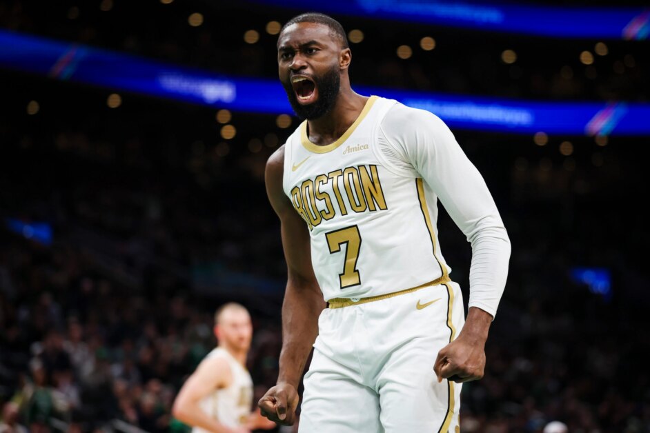 Kia MVP Ladder: Celtics’ Brown tiến vào MVP rượt đuổiNikola Jokić vẫn giữ vững vị trí số 1, nhưng Jaylen Brown đã lọt vào Top 5 ở Kia MVP Ladder tuần này.