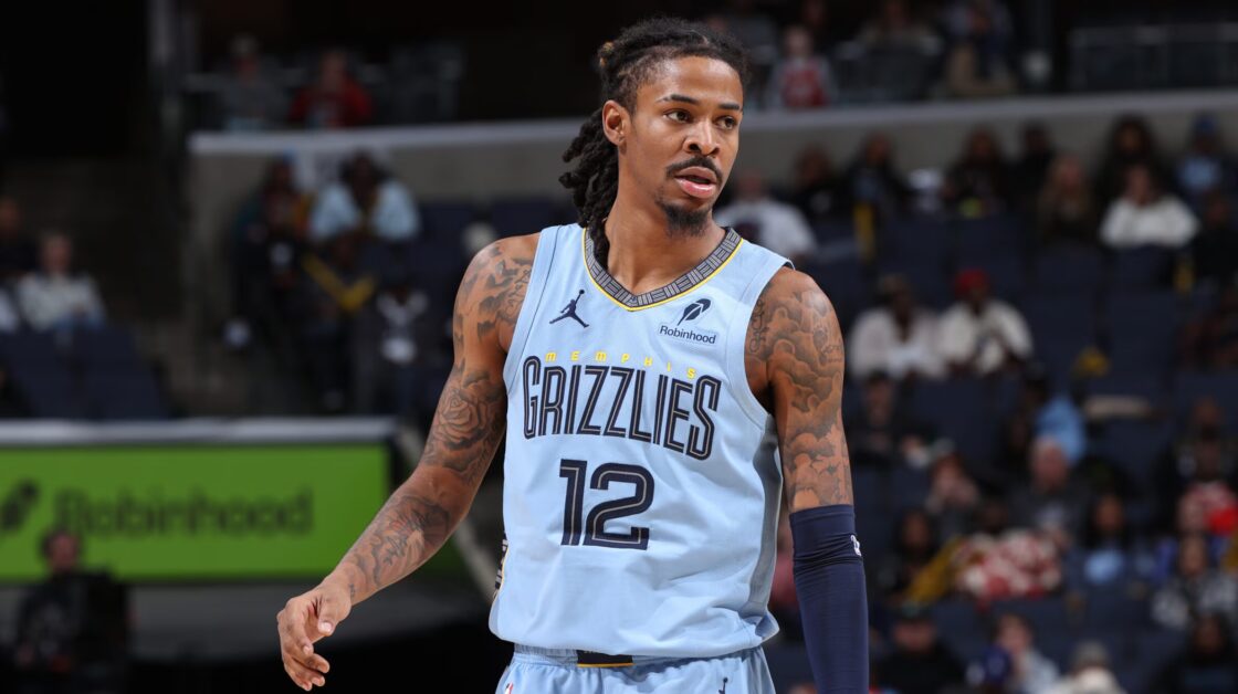 Morant (UCL bong gân) phải nghỉ thi đấu ít nhất 3 tuầnNgười gác đền của Grizzlies bị chấn thương khuỷu tay trái trong trận thua Hawks hôm thứ Tư, thất bại mới nhất trong một mùa giải đầy chấn thương.