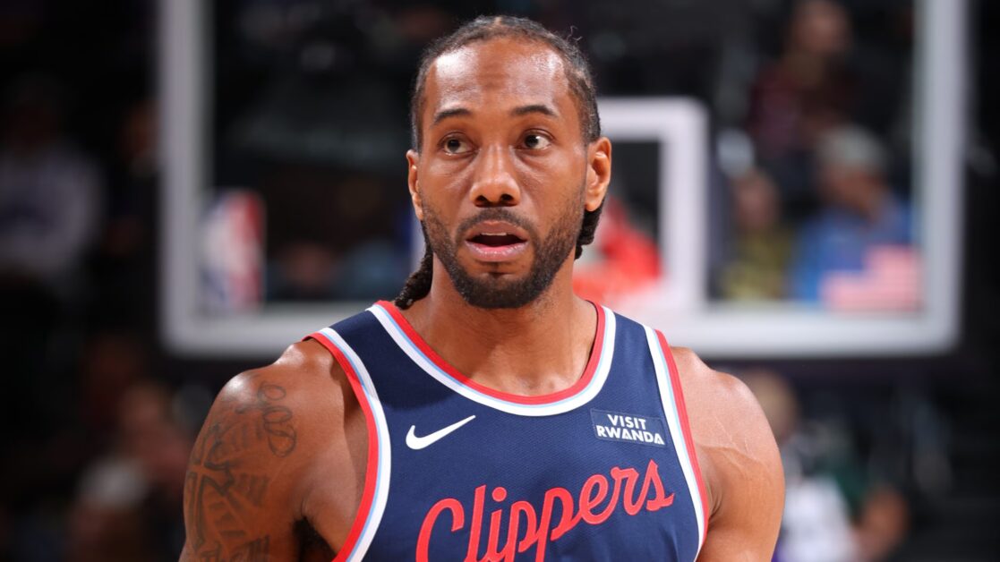 Clippers đạt thành tích tối thứ Ba với chiến thắng thứ 16 sau 19 trận. Thưởng thức thông tin cập nhật trực tiếp về loạt trận đấu kéo dài bảy trận đấu vào thứ Ba với blog trực tiếp NBA.com.