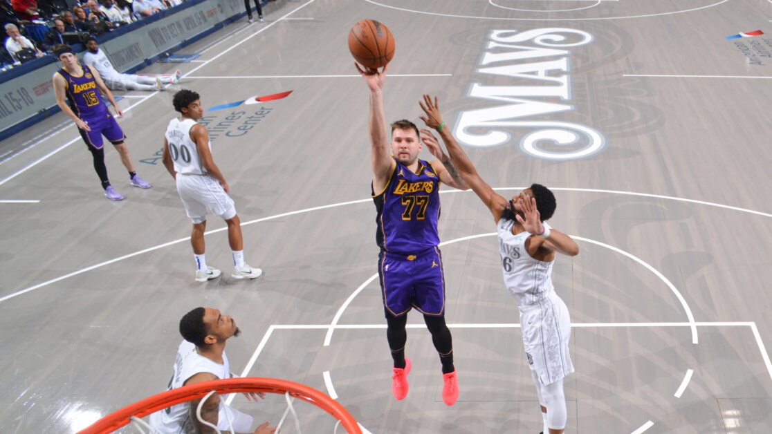 Thông tin chi tiết về giải đấu đôi ABC hôm thứ BảyHãy sẵn sàng cho Knicks-Sixers, Warriors-Timberwolves và Lakers-Mavericks khi Tuần lễ đối thủ AWS NBA kết thúc trên ABC.