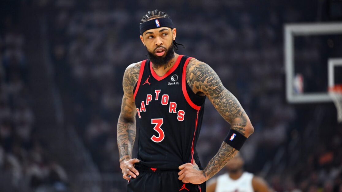 Brandon Ingram của Raptors ra sân trong ván 6 với Cavaliers vì bị đau gót chân phải