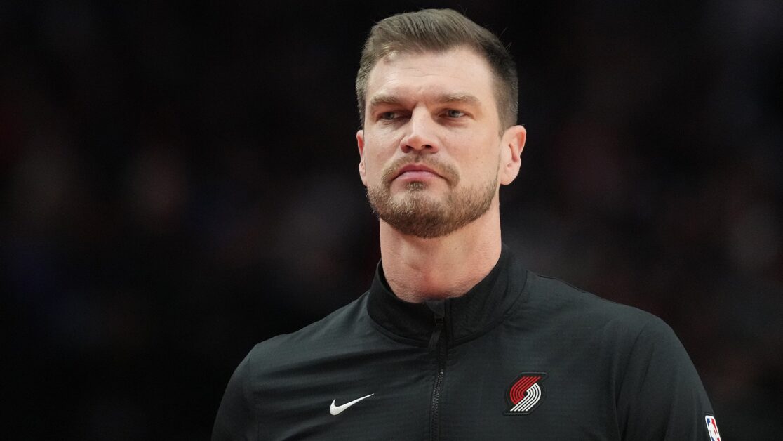 Báo cáo: Bulls thuê Splitter làm huấn luyện viênHuấn luyện viên, người đã có thành tích 42-39 với tư cách là huấn luyện viên tạm thời của Portland mùa trước, sẽ chỉ huy Chicago.