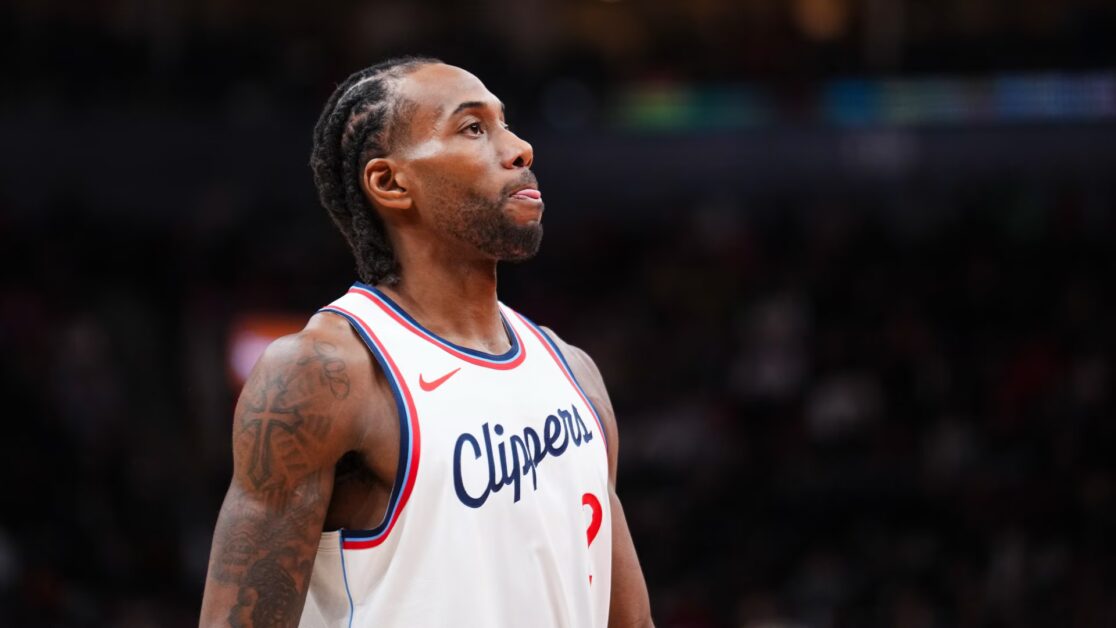 The Athletic: Trái tim của Kawhi chưa bao giờ rời bỏ Toronto hoàn toàn. Bây giờ anh ấy sẽ trở lại Raptors
