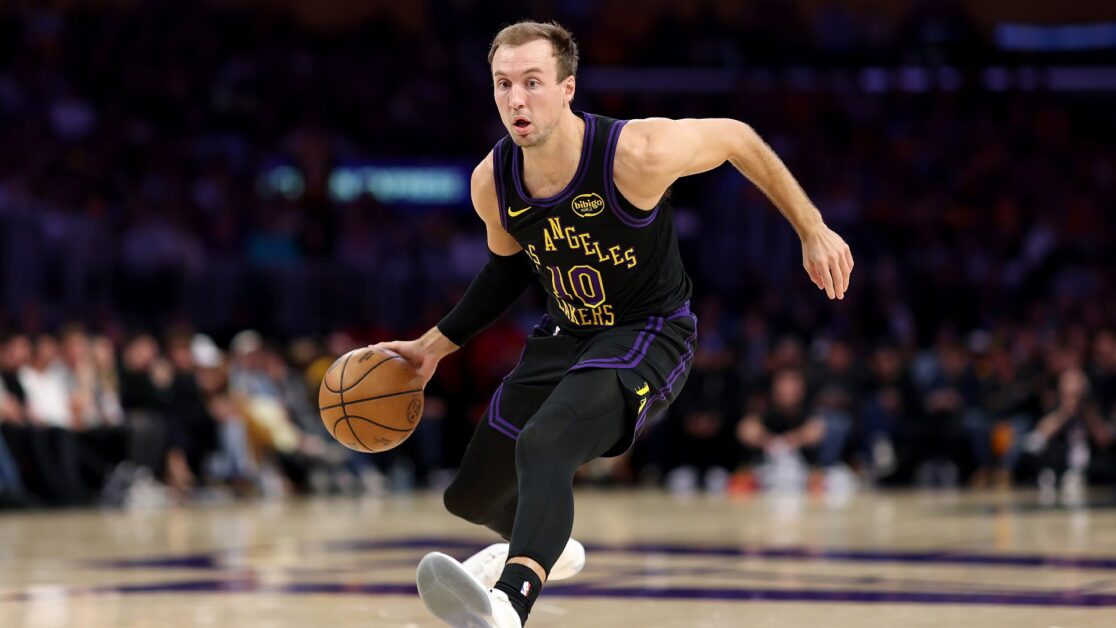 Báo cáo: Game bắn súng tầm xa Luke Kennard chuẩn bị ký hợp đồng với Suns